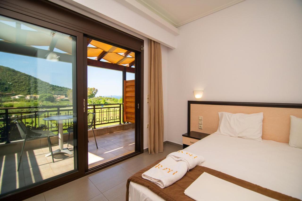 Riviera Perdika Hotel Luaran gambar