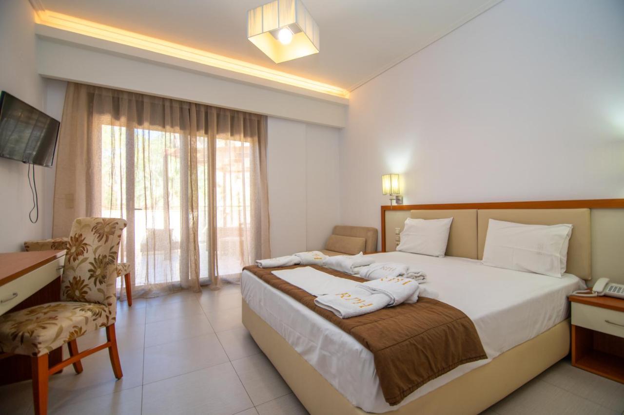 Riviera Perdika Hotel Luaran gambar