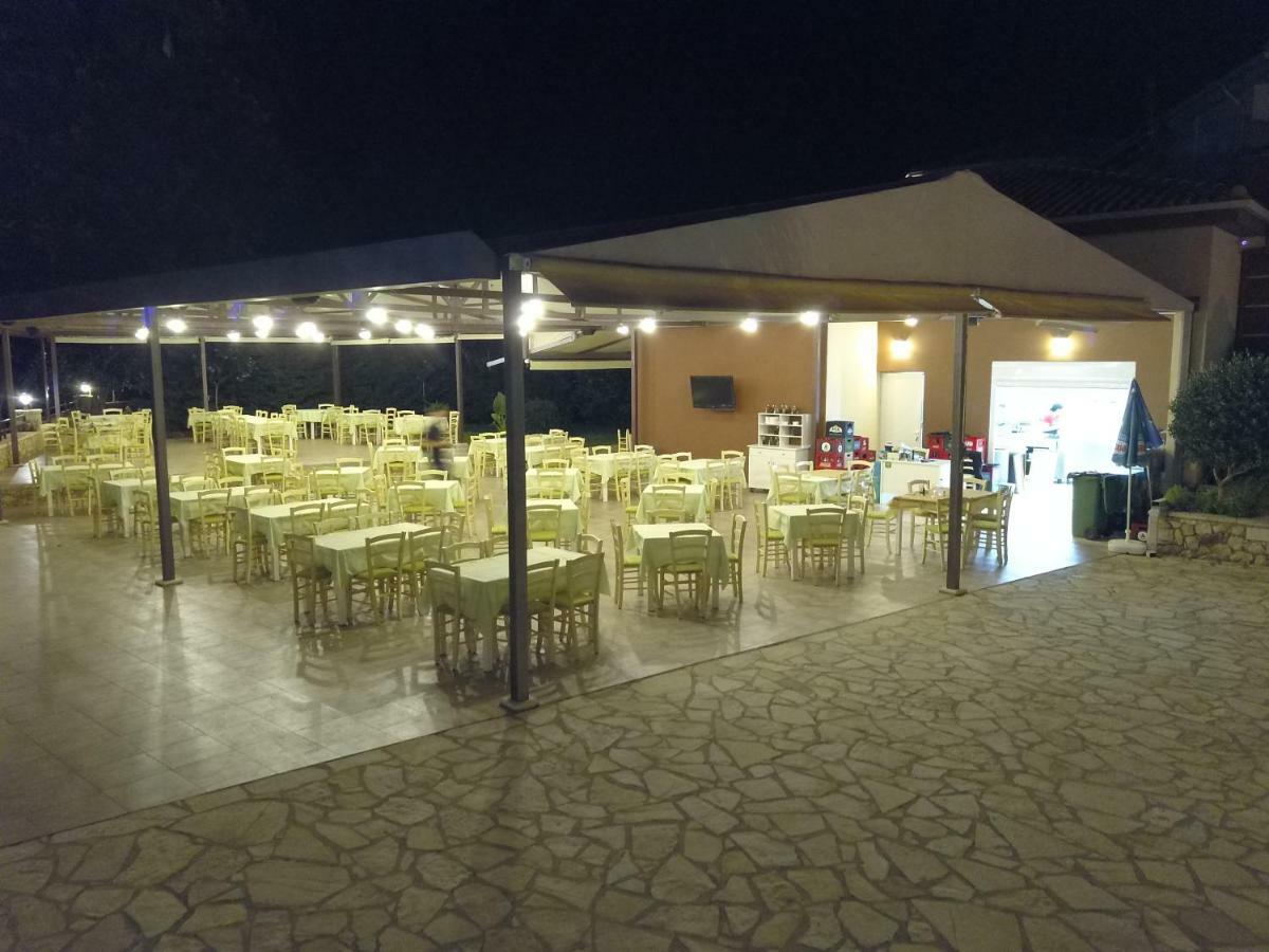Riviera Perdika Hotel Luaran gambar